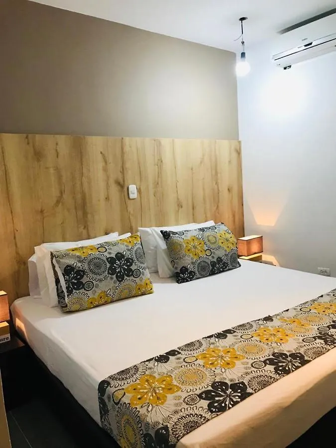 Hotel Casa Mayor La 70 Medellín 0*,  Colombia