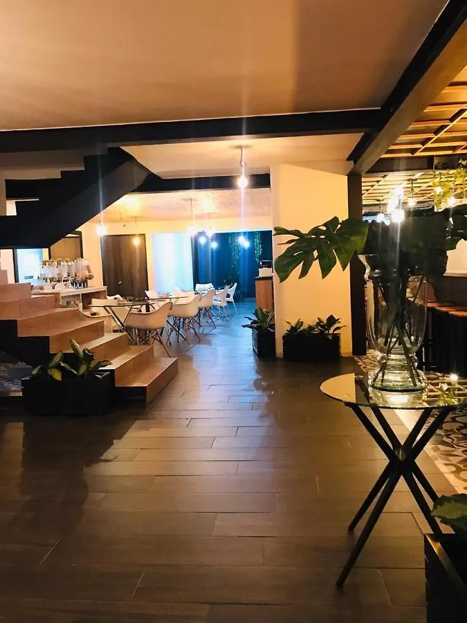 Hotel Casa Mayor La 70 Medellin 0*,